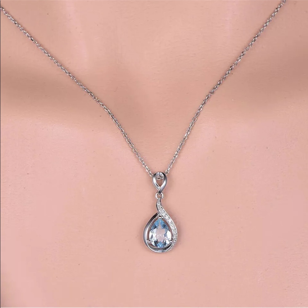 Aquamarine Silver Pendant Necklace - Picture 4 of 6